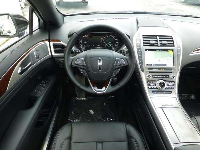 2017 Lincoln MKZ Reserve 4dr Sedan